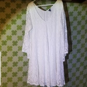 DRS IVRY BELL SLV LACE TRPZ